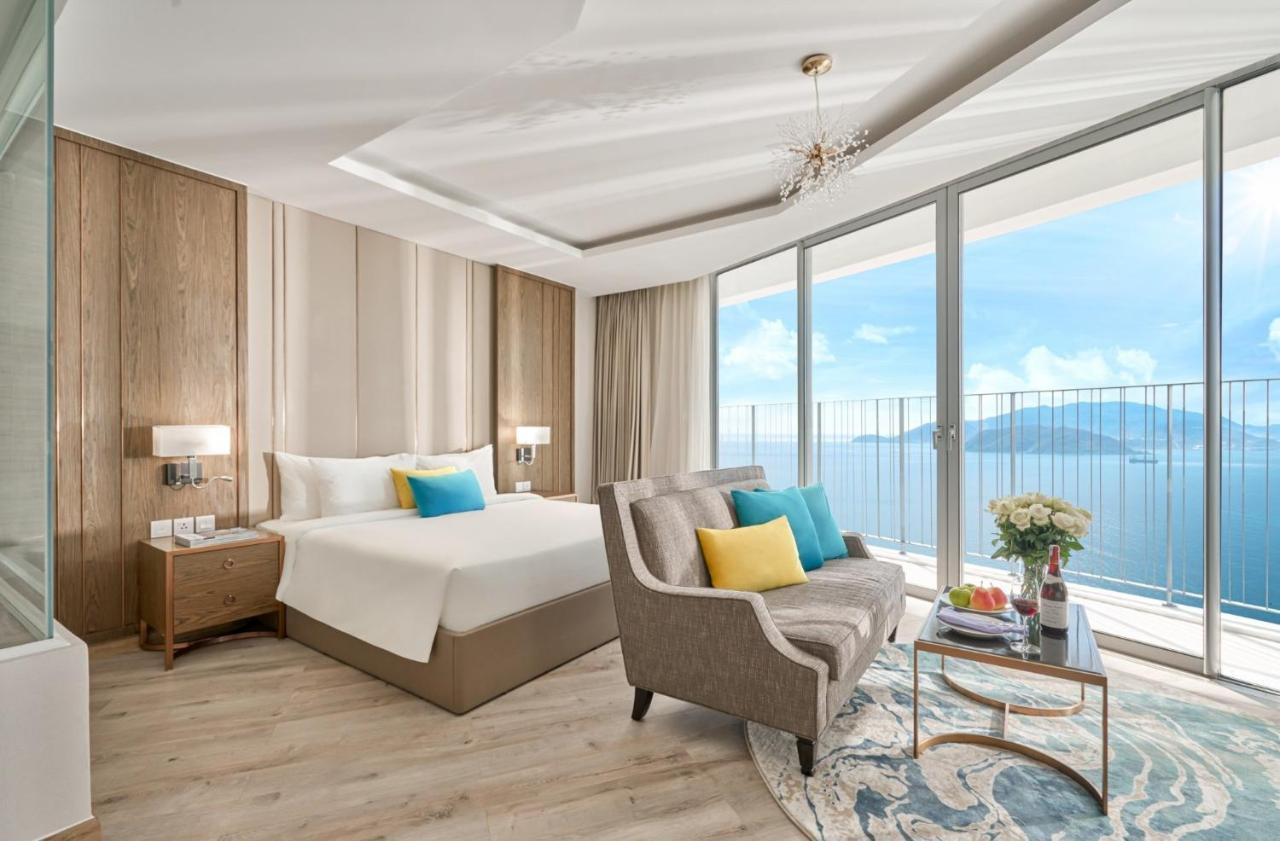 Panorama Beachfront Nha Trang Buitenkant foto