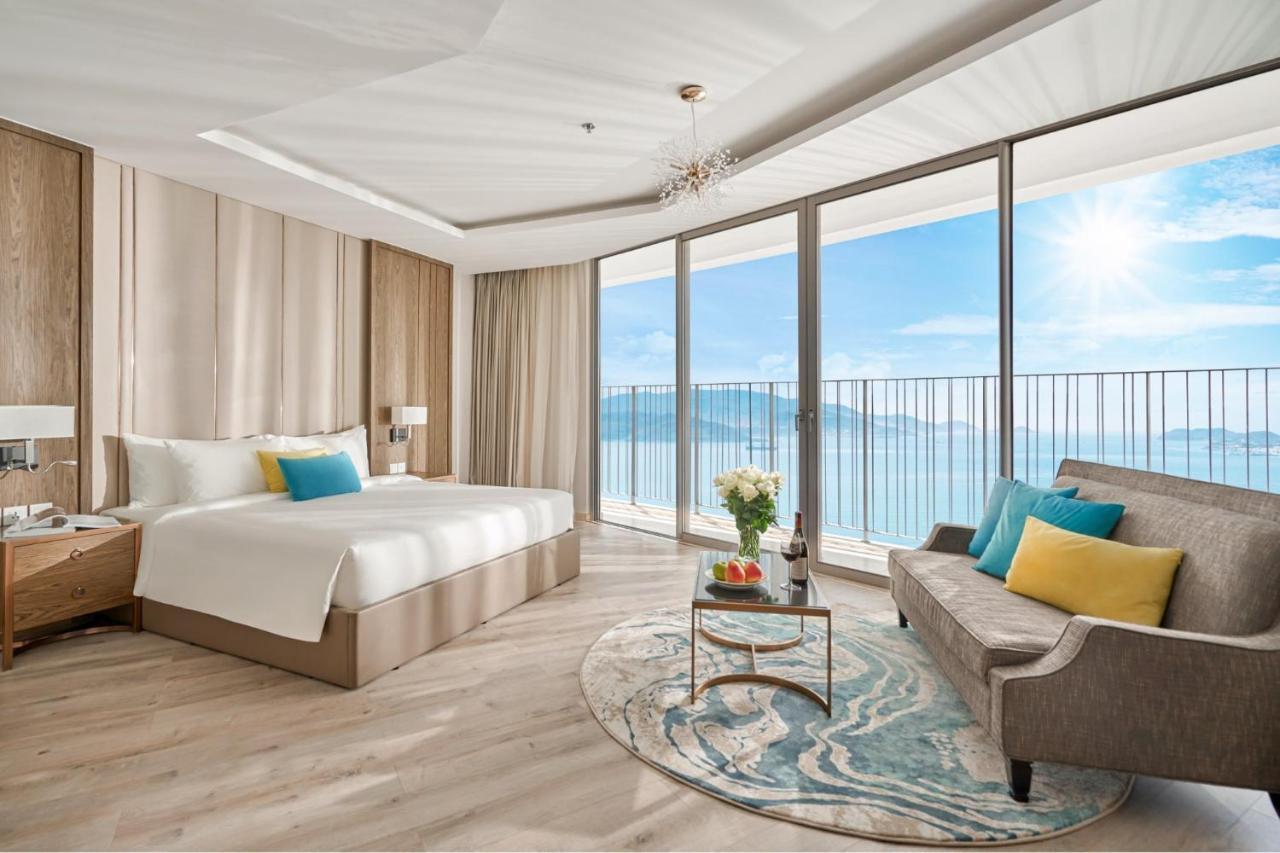Panorama Beachfront Nha Trang Buitenkant foto